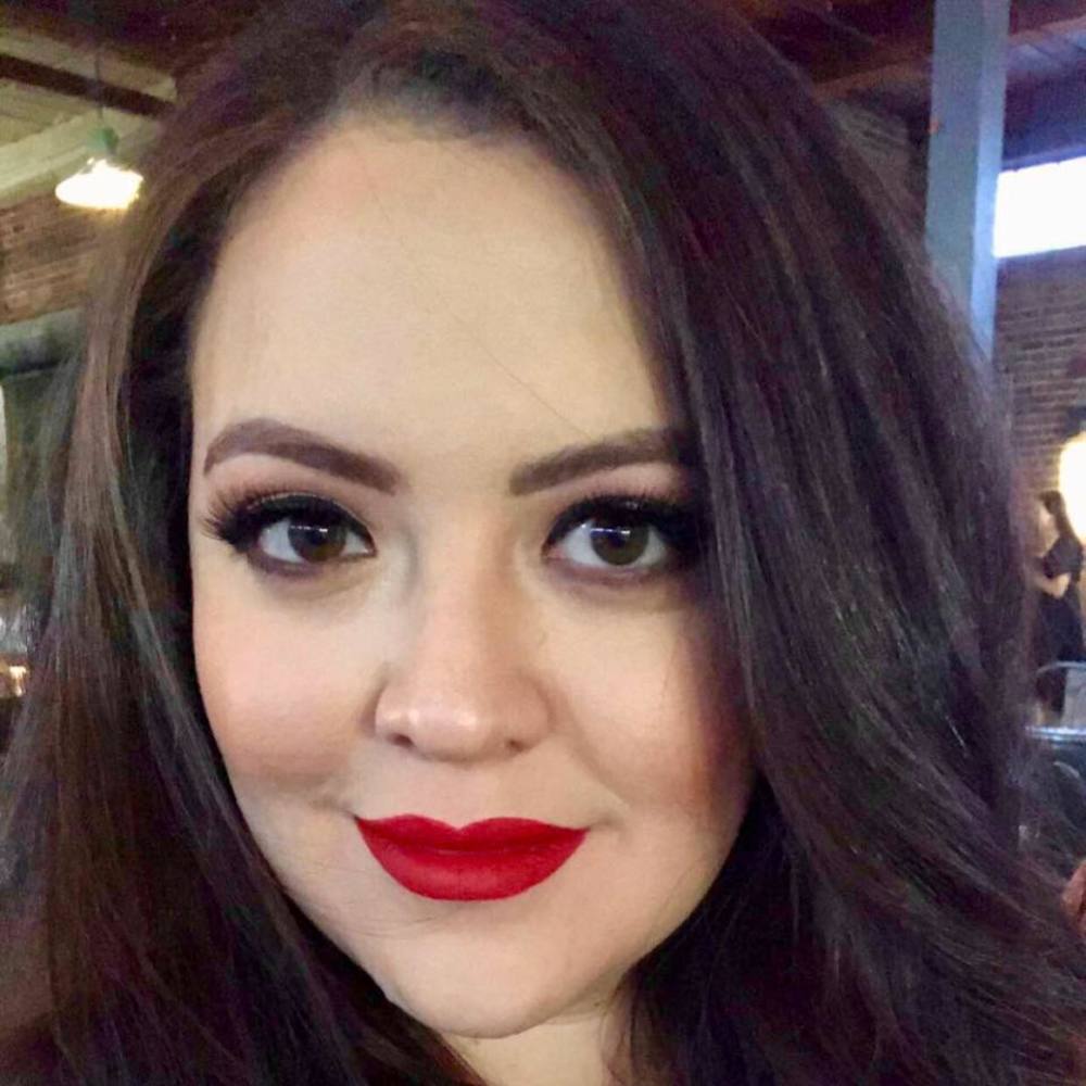 Meet your Posher, Denise